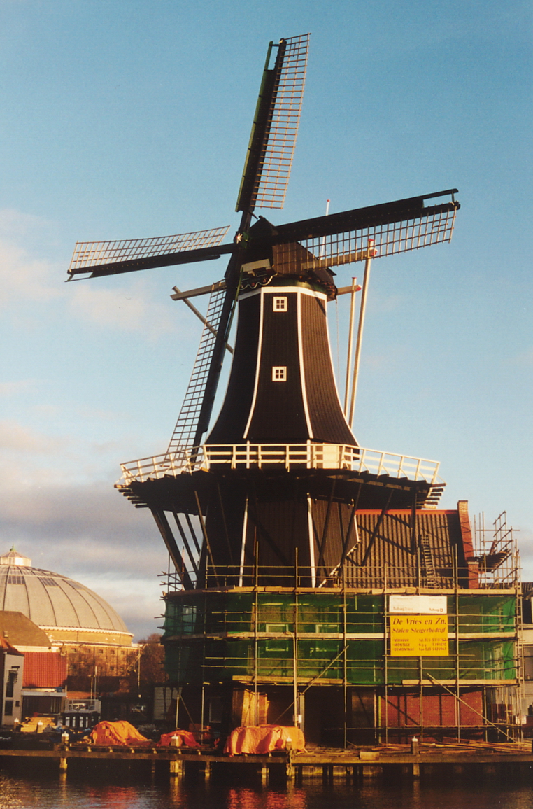 Molen de Adriaan in 2001