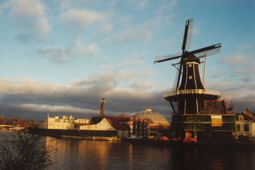 Molen de Adriaan in 2001