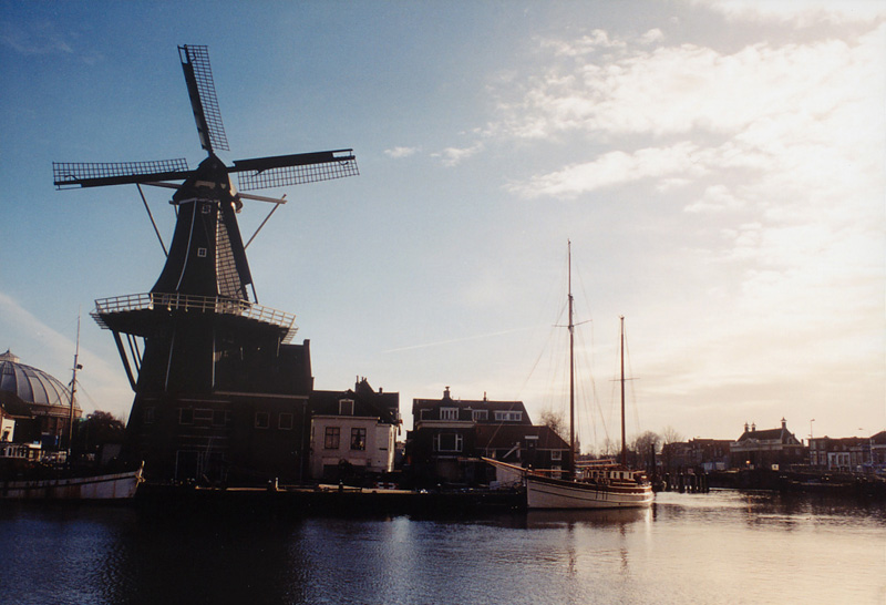 Molen de Adriaan in 2002