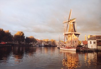 Molen de Adriaan in 2004