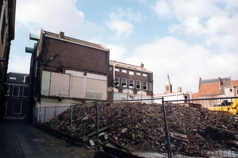 Sloop van gebouwen Lange Begijnestraat